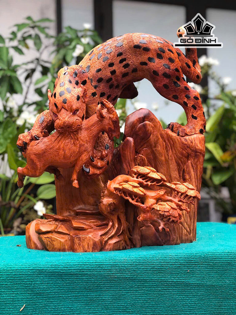 tuong-bao-san-moi-go-huong-cao-55-ngang-43-sau-31-cm-tuong-bao-san-moi-go-huong-cao-55-ngang-43-sau-31-cm-453772