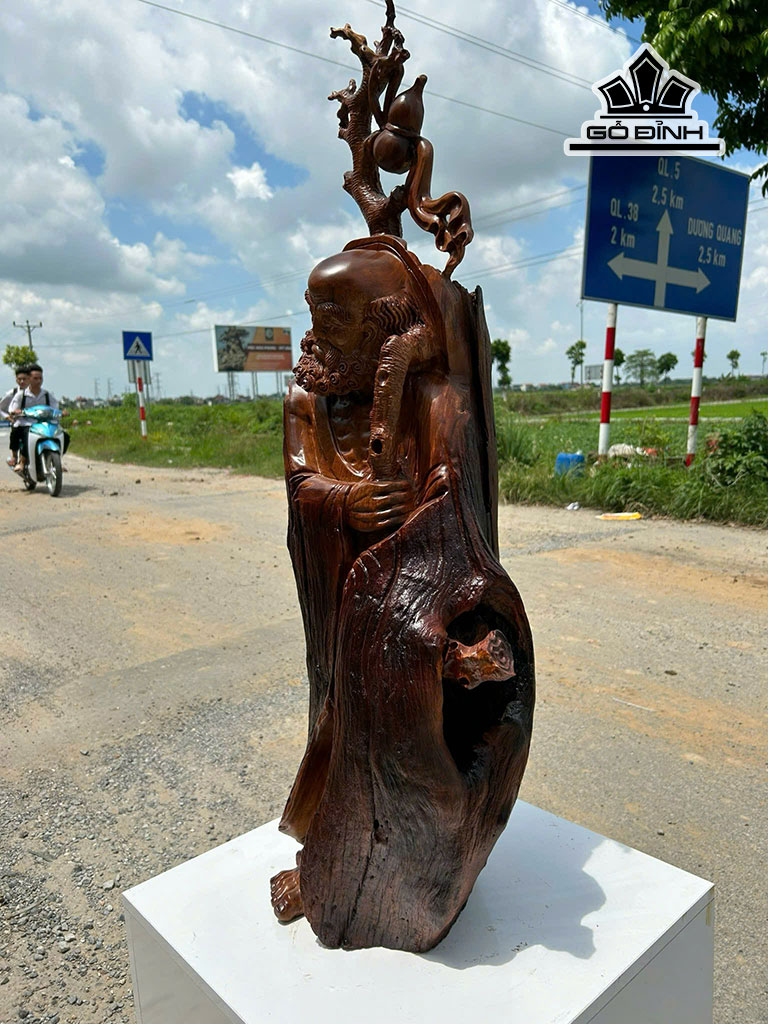 tuong-dat-ma-giao-hoa-go-huong-cao-101-ngang-37-sau-30-cm-453839
