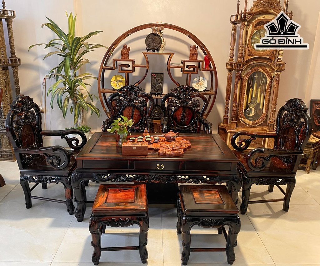bo-truc-go-trac-den-do-ban-cao-61-rong-75-dai-133-4-ghe-phu-cao-106-rong-62-sau-48-2-don-nho-mat-vuong-35-cao-43-cm-455364