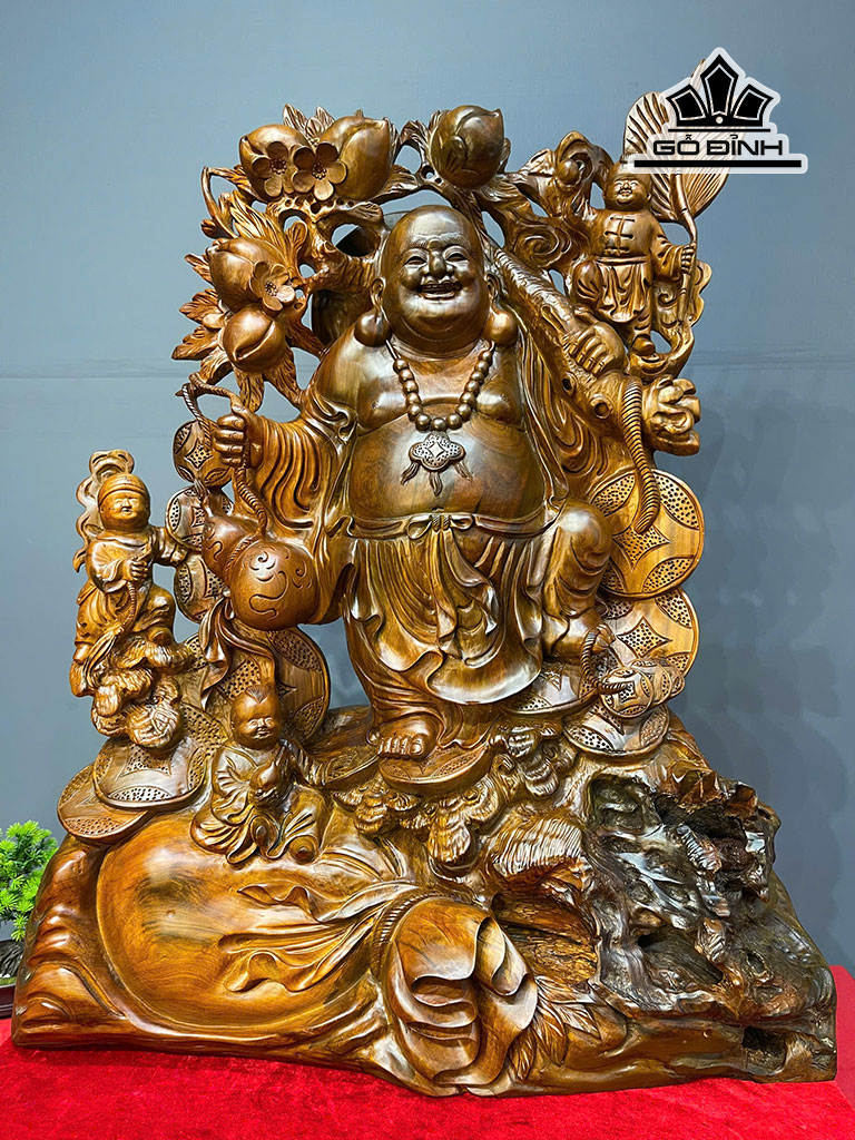 tuong-phat-di-lac-tam-phuc-go-huong-cao-93-ngang-73-sau-30-cm-455646