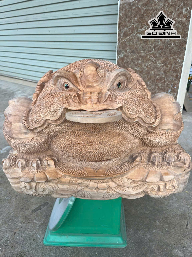 tuong-thiem-thu-go-ngoc-am-cao-38-ngang-55-sau-45-cm-457715