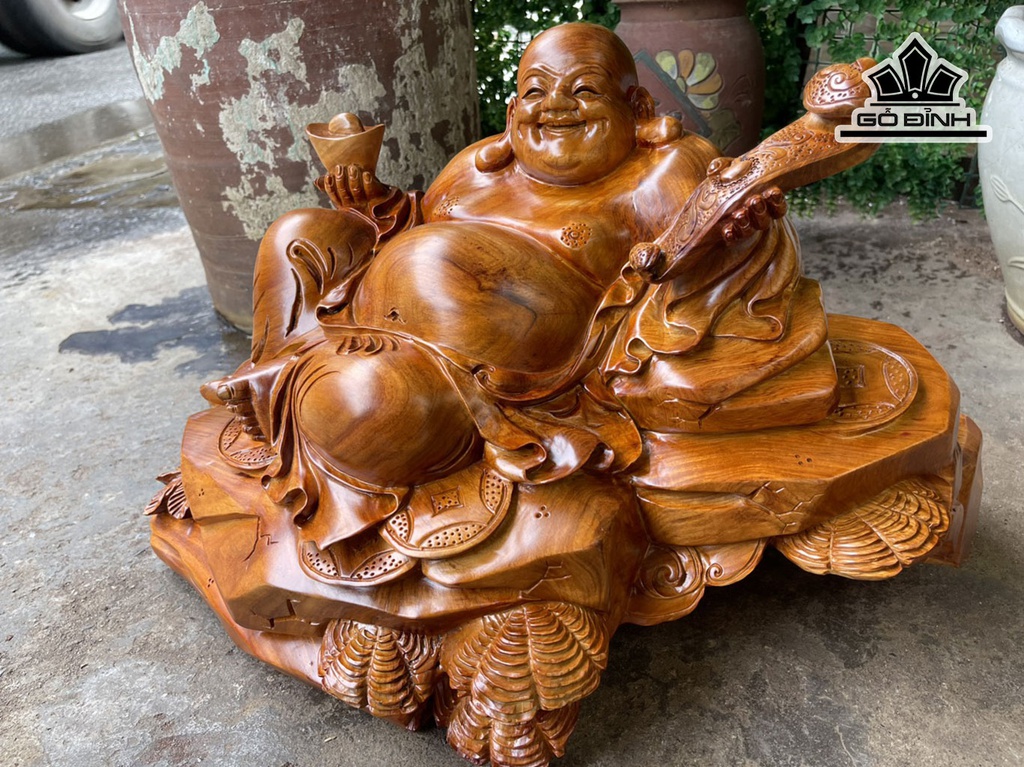 tuong-phat-di-lac-go-huong-cao-33-ngang-50-sau-30-cm-458257