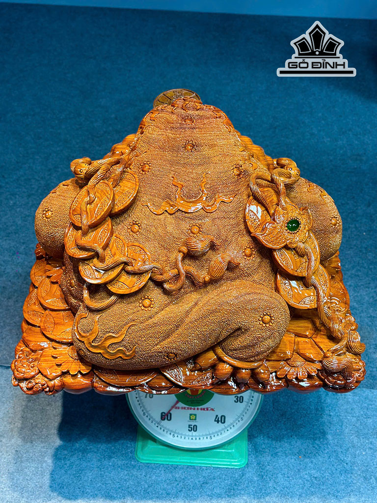 tuong-thiem-thu-go-cam-cao-36-ngang-62-sau-47-cm-458981