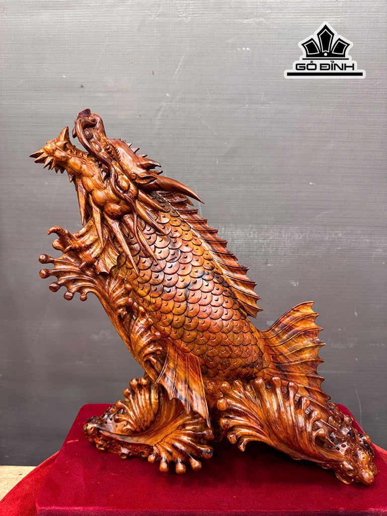 tuong-ca-chep-hoa-rong-go-sua-cao-ca-ky-46-ngang-34-sau-15-cm-ky-7-cm-459235