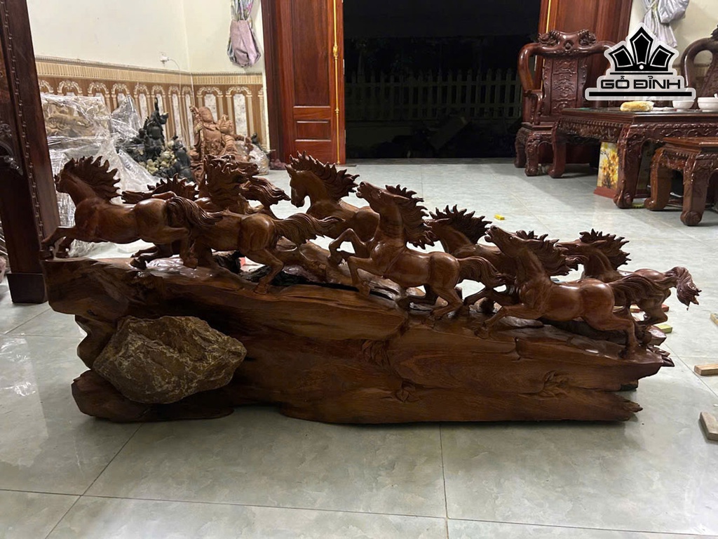 tuong-bat-ma-go-huong-om-da-cao-52-ngang-131-sau-36-cm-459824