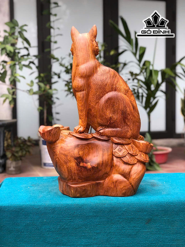 tuong-meo-go-huong-cao-65-ngang-45-sau-26-cm-459860