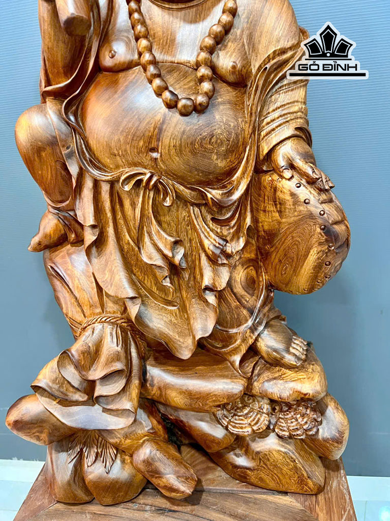tuong-phat-di-lac-go-huong-cao-65-ngang-40-sau-26-cm-460006