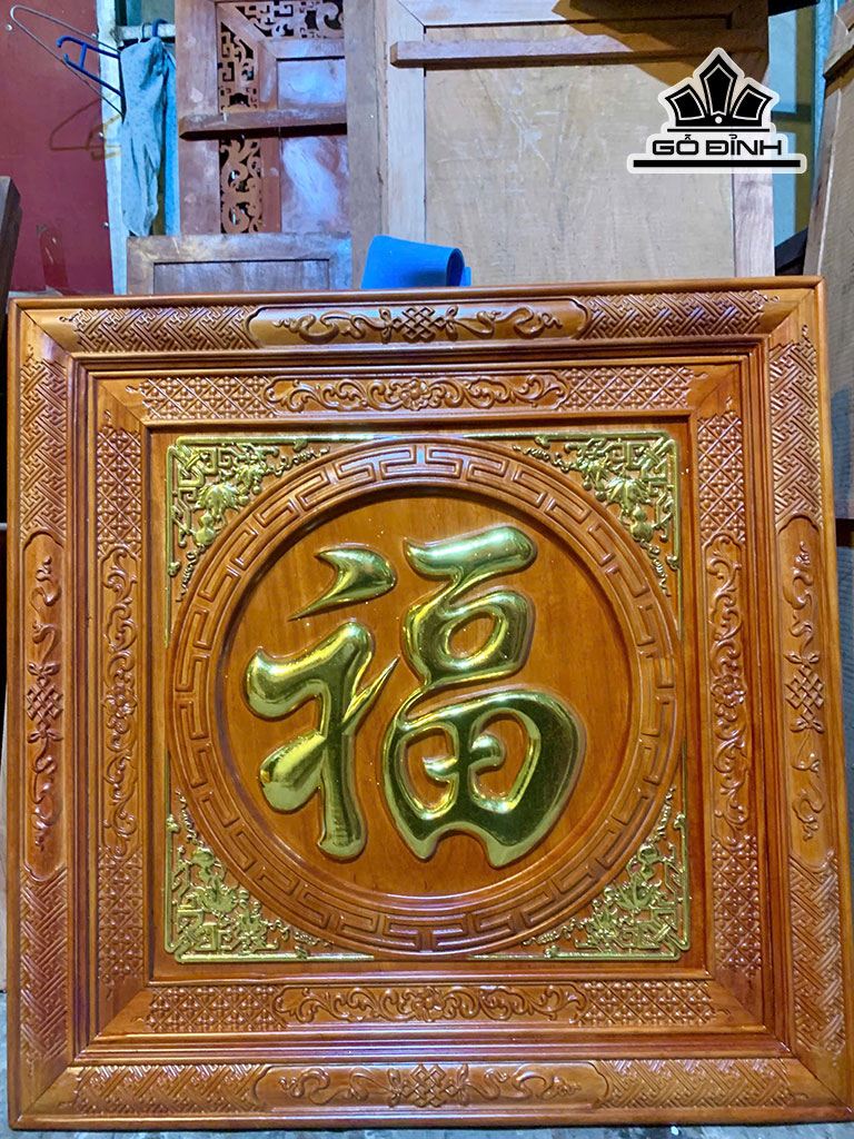 tranh-chu-phuc-go-huong-do-kich-thuoc-87x87x4-cm-460035