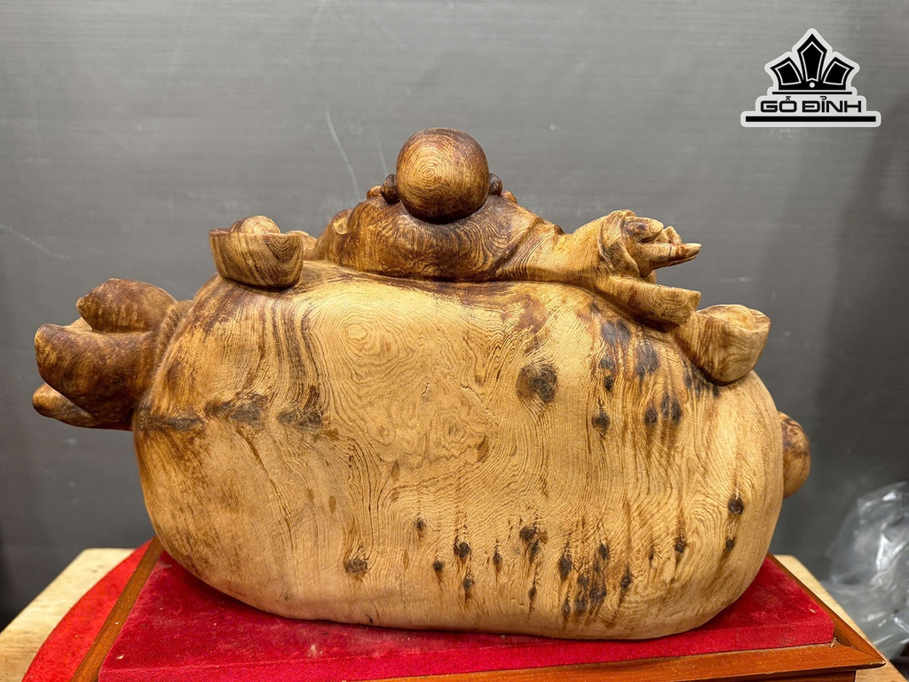 tuong-phat-di-lac-ngoi-bao-tien-go-nu-ngoc-am-cao-25-ngang-48-sau-27-cm-95kg-460176