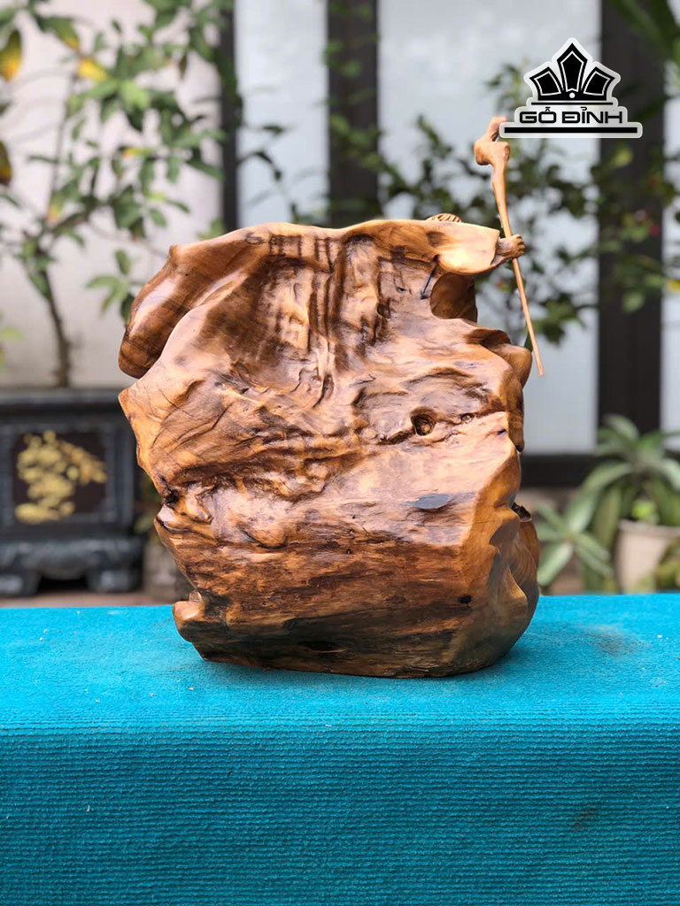 tuong-dat-ma-su-to-go-doi-cao-47-ngang-33-sau-25-cm-460805