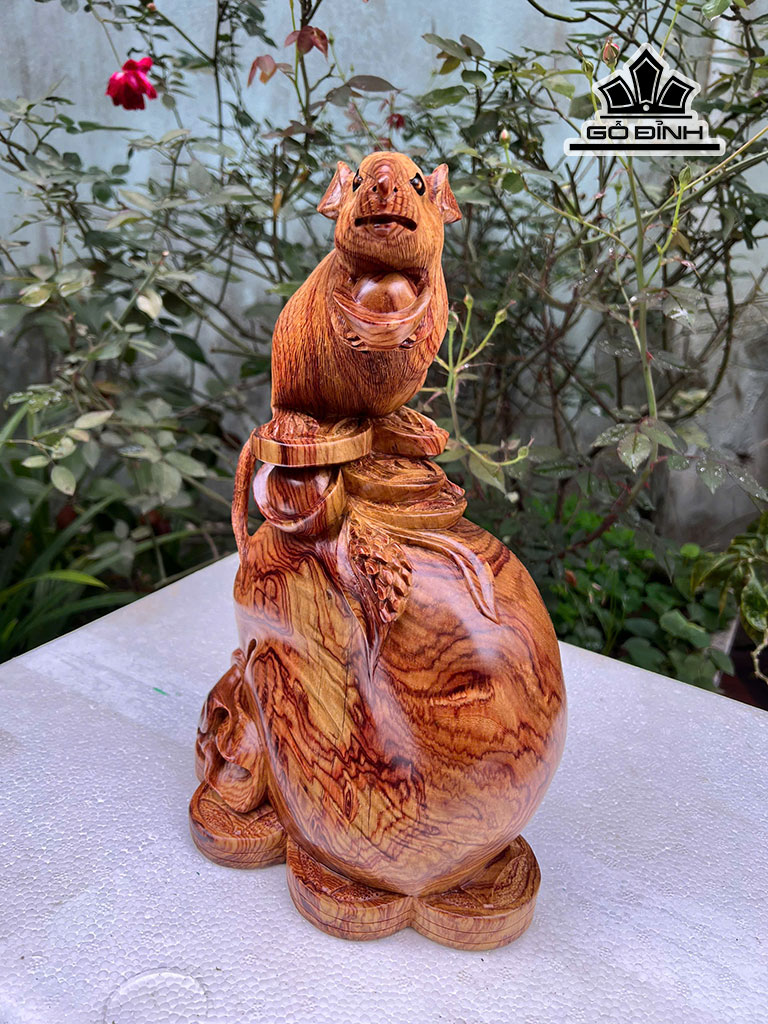 tuong-chuot-phong-thuy-go-cam-cao-32-ngang-22-sau-14-cm-461436