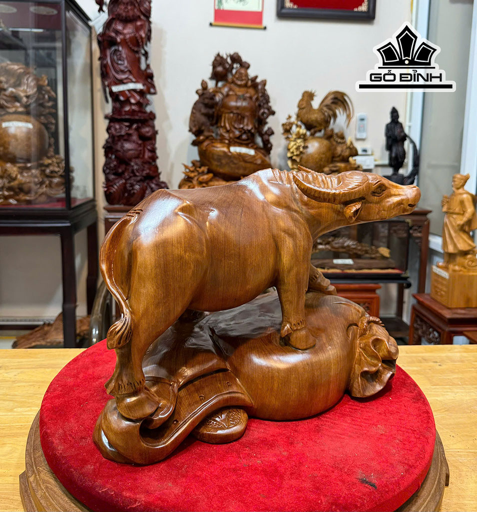 tuong-trau-go-ngoc-am-cao-30-ngang-40-sau-23-cm-461702