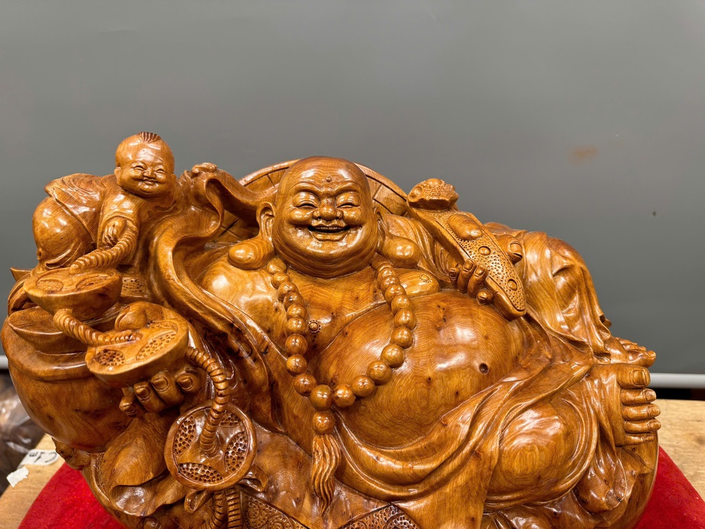 tuong-phat-di-lac-ngu-bao-tien-go-nu-ngoc-am-cao-32-ngang-42-sau-27-cm-tuong-phat-di-lac-go-nu-ngoc-am-cao-32-ngang-42-sau-27-cm-461880
