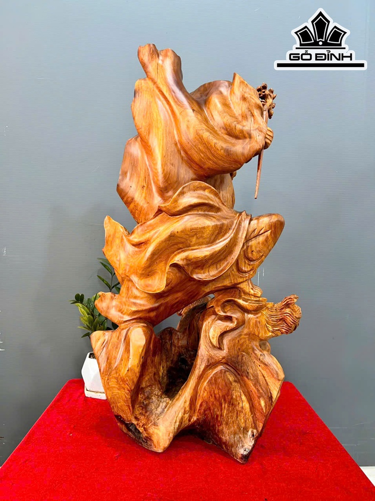 tuong-dat-ma-su-to-go-huong-cao-82-ngang-45-sau-35-cm-462176