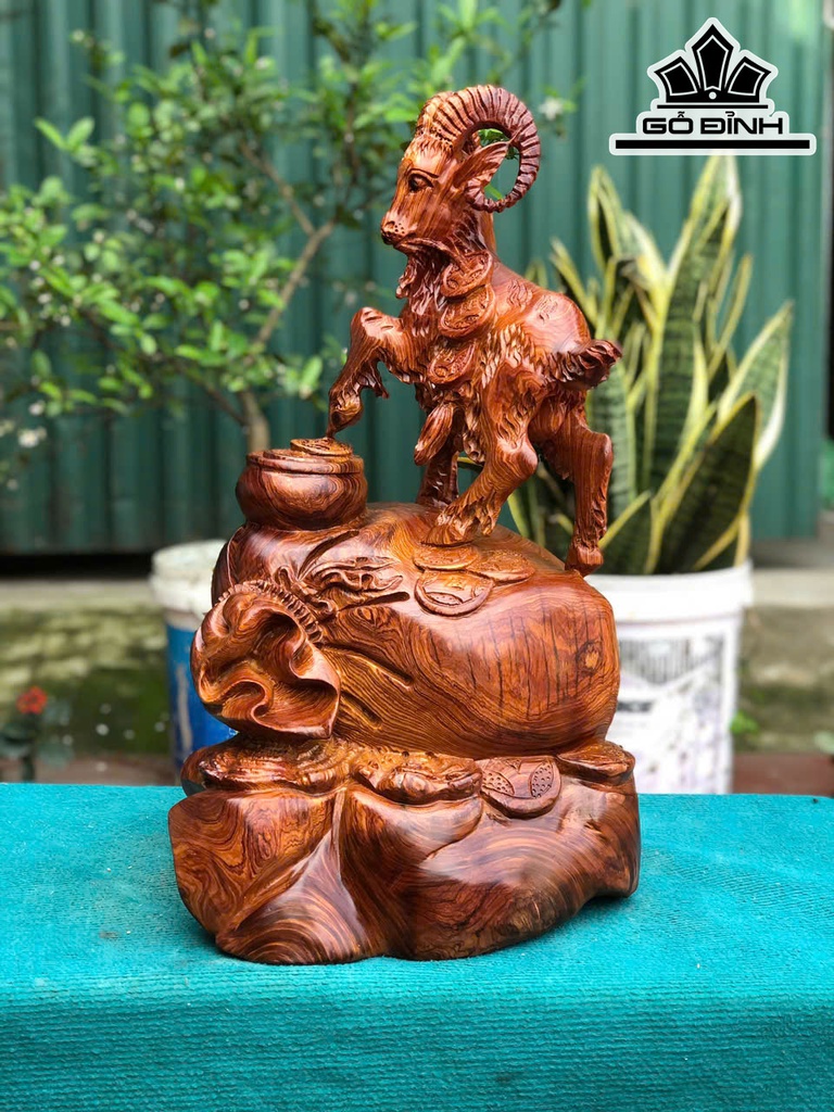 tuong-nhat-duong-go-cam-cao-62-ngang-33-sau-33-cm-462869
