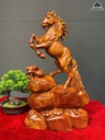 tuong-ngua-phong-thuy-nhat-ma-phi-thien-go-cam-cao-50-ngang-28-sau-14-cm-463044