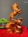 tuong-ngua-phong-thuy-nhat-ma-phi-thien-go-cam-cao-50-ngang-28-sau-14-cm-463045