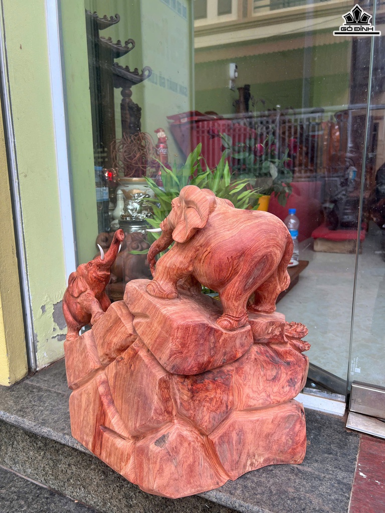 tuong-voi-mau-tu-go-huong-cao-44-ngang-46-sau-20-cm-463350
