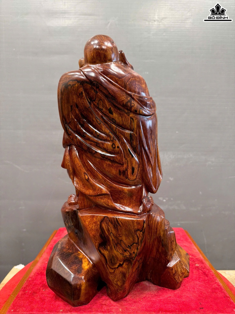 tuong-phat-di-lac-go-cam-cao-43-ngang-28-sau-23-cm-9kg-463445