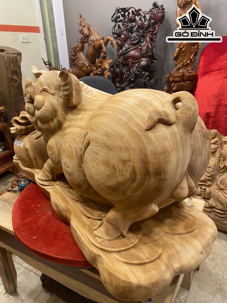 tuong-heo-go-ngoc-am-cao-47-ngang-89-sau-40-cm-68kg-463795
