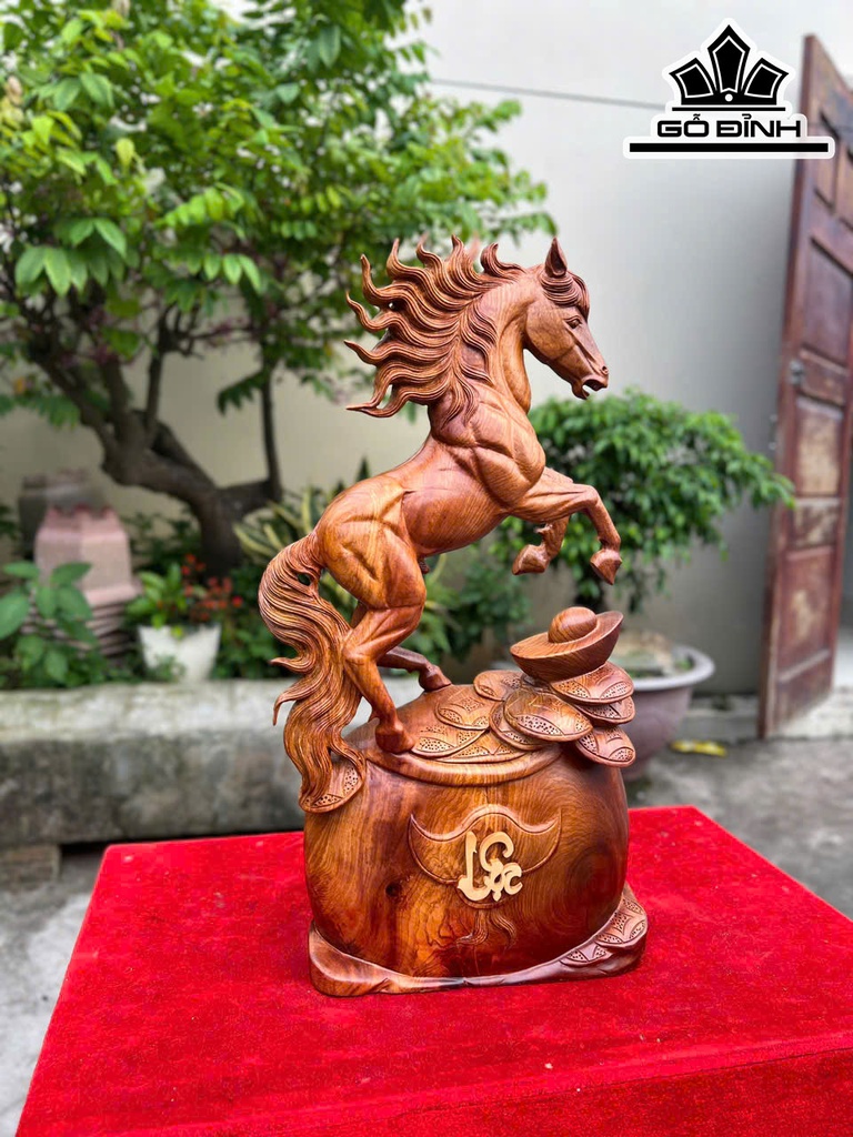 tuong-ngua-phong-thuy-nhat-ma-phi-thien-go-huong-cao-52-ngang-25-sau-13-cm-464058