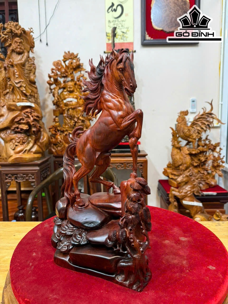 tuong-ngua-phong-thuy-nhat-ma-phi-thien-go-trac-cao-43-ngang-26-sau-16-cm-464240