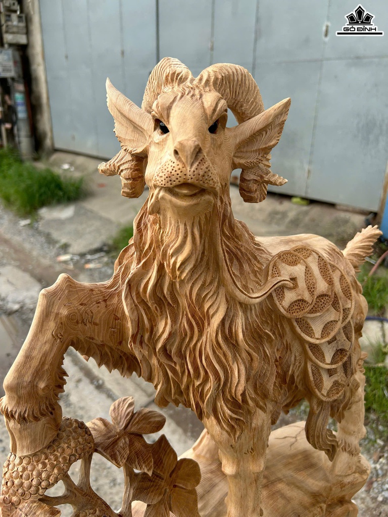 tuong-nhat-duong-go-ngoc-am-cao-83-ngang-52-sau-21-cm-21kg-464460