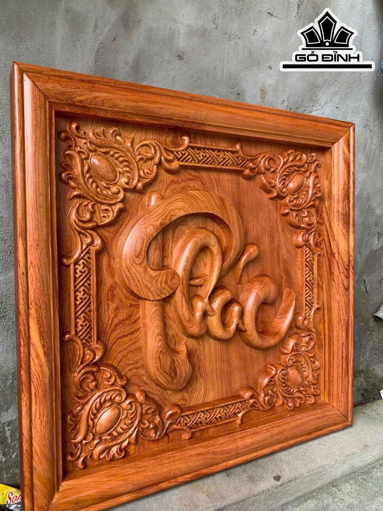 tranh-chu-phuc-go-huong-da-kich-thuoc-61x61-cm-464528