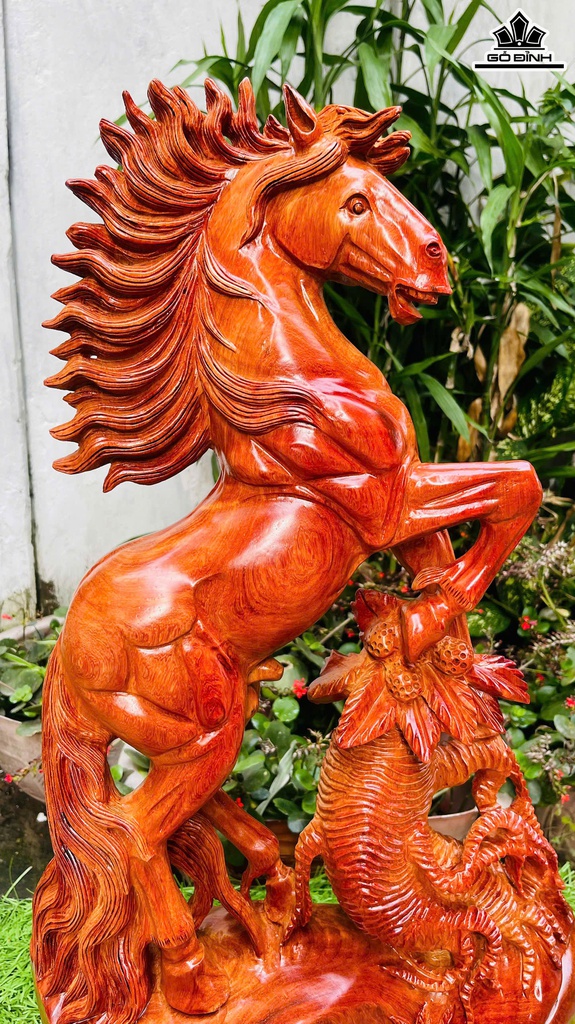 tuong-ngua-phong-thuy-nhat-ma-thong-dong-go-huong-cao-72-ngang-38-sau-20-cm-464930