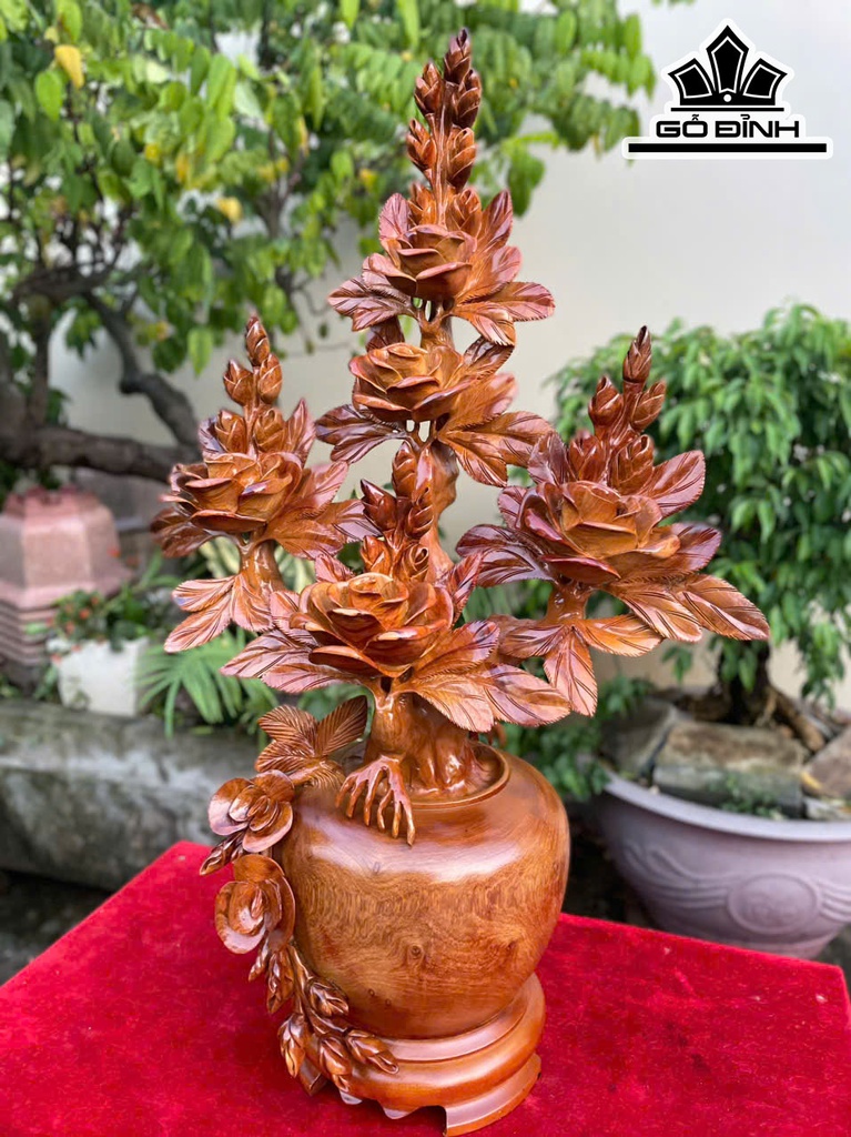 binh-hoa-hong-go-huong-cao-67-ngang-42-sau-22-cm-465154