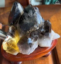 tac-pham-da-thach-anh-khoi-smoky-quartz-cao-26-ngang-27-cm-242kg-465314