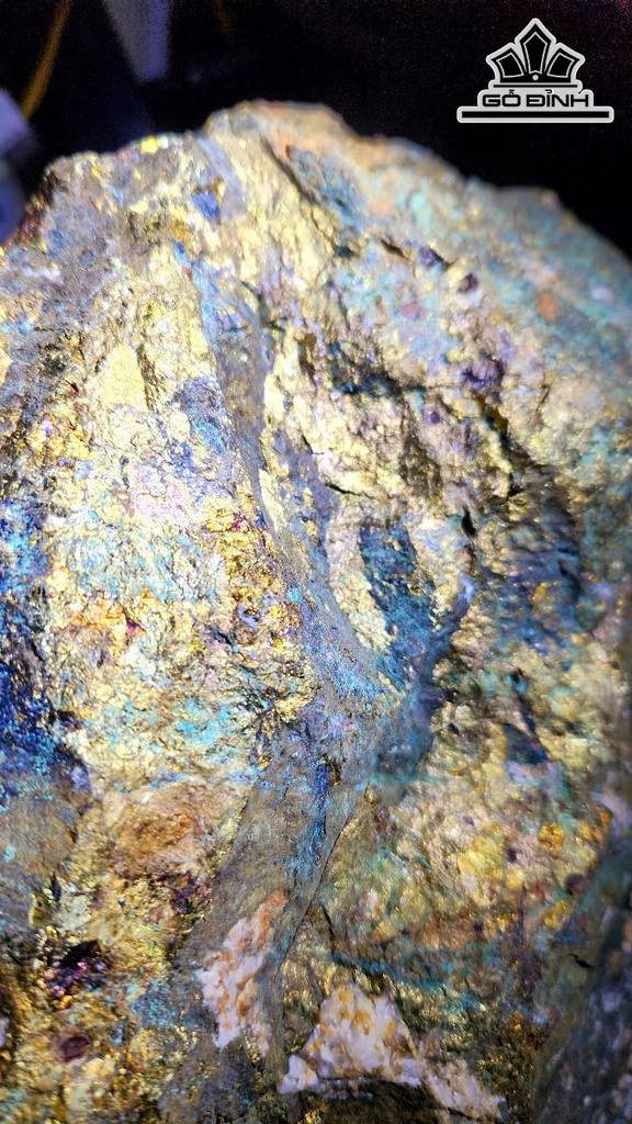 vang-gam-tinh-the-da-pyrite-cao-38-ngang-23-cm-103kg-465362