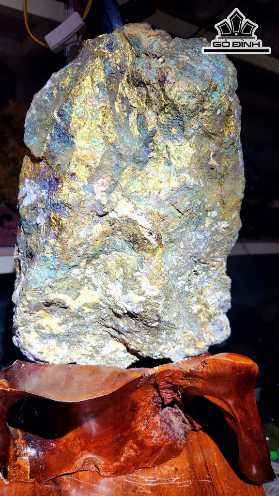 vang-gam-tinh-the-da-pyrite-cao-38-ngang-23-cm-103kg-465363
