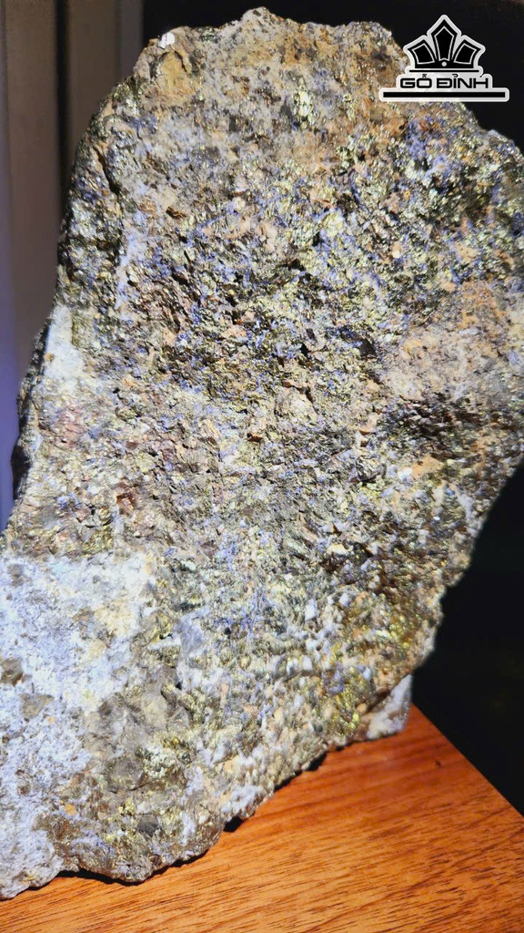 vang-gam-tinh-the-da-pyrite-cao-32-ngang-15-cm-2kg-465368