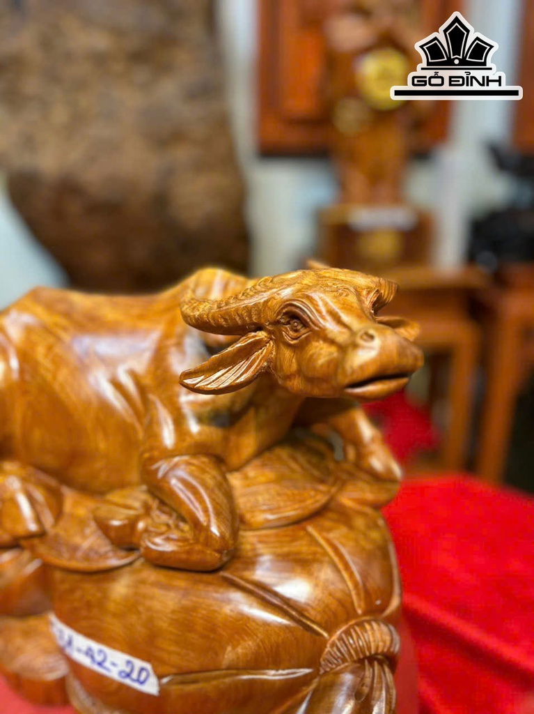 tuong-trau-go-ngoc-am-cao-31-ngang-42-sau-20-cm-465653
