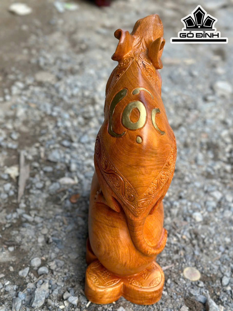 tuong-chuot-phong-thuy-go-huong-cao-39-ngang-26-sau-13-cm-465905