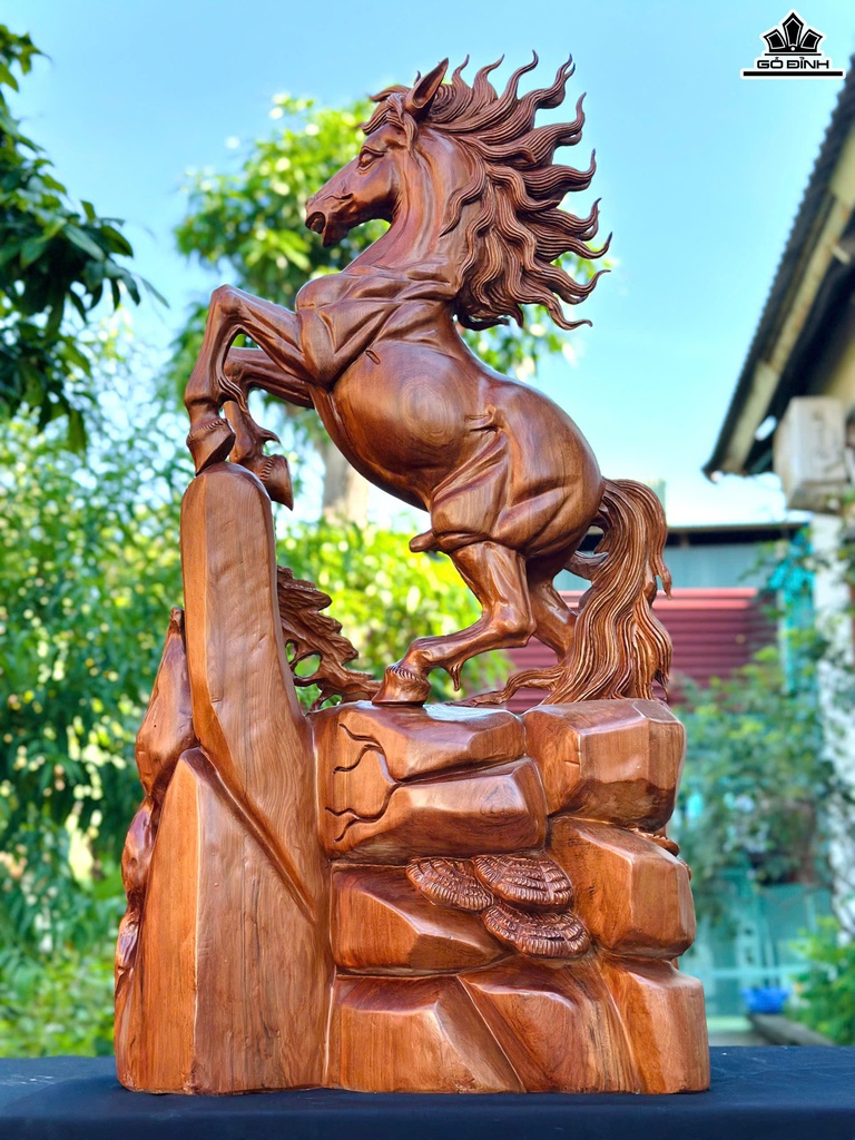 tuong-ngua-phong-thuy-nhat-ma-phi-thien-go-ngoc-am-cao-74-ngang-40-sau-21-cm-466188