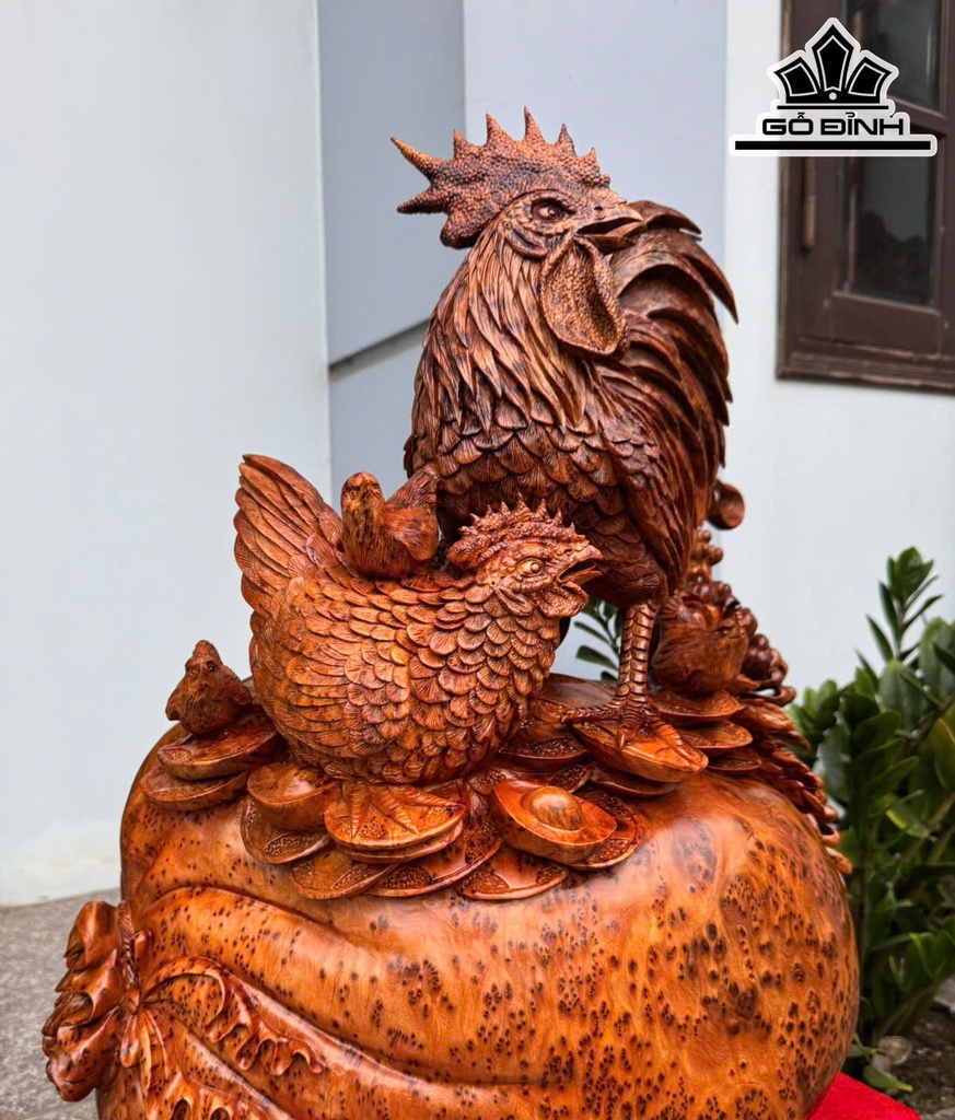 tuong-gia-dinh-ga-go-nu-ngoc-am-cao-71-ngang-55-sau-31-cm-466620