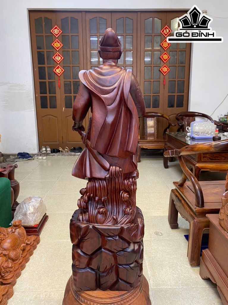 tuong-tran-quoc-tuan-go-cam-cao-100-ngang-29-sau-25-cm-466814