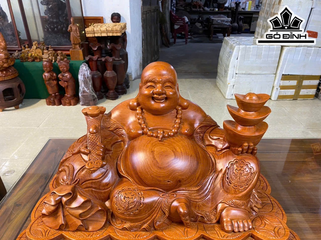 tuong-phat-di-lac-ngoi-van-su-nhu-y-go-huong-cao-37-ngang-60-sau-37-cm-466824