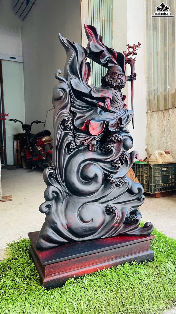 tuong-dat-mua-quyen-go-trac-cao-81-ngang-40-sau-22-cm-467148