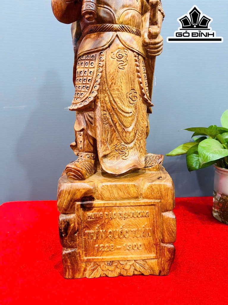 tuong-tran-hung-dao-go-huong-cao-57-ngang-18-sau-17-cm-467383