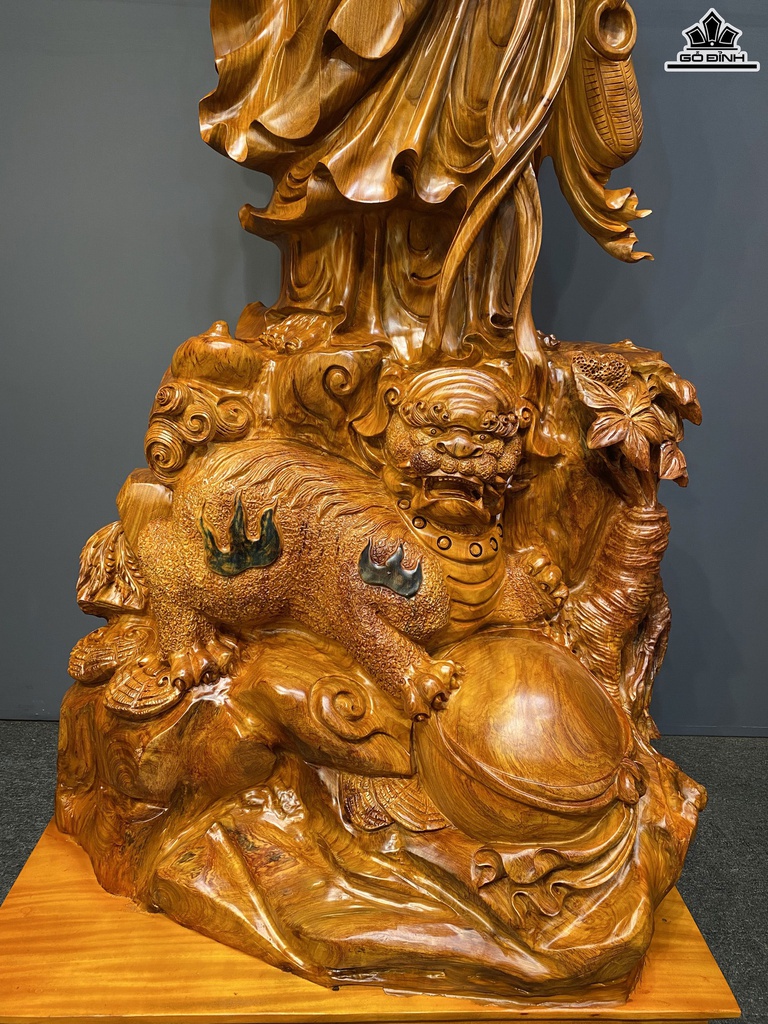 tuong-dat-ma-su-to-go-huong-cao-223-ngang-80-sau-70-cm-467605