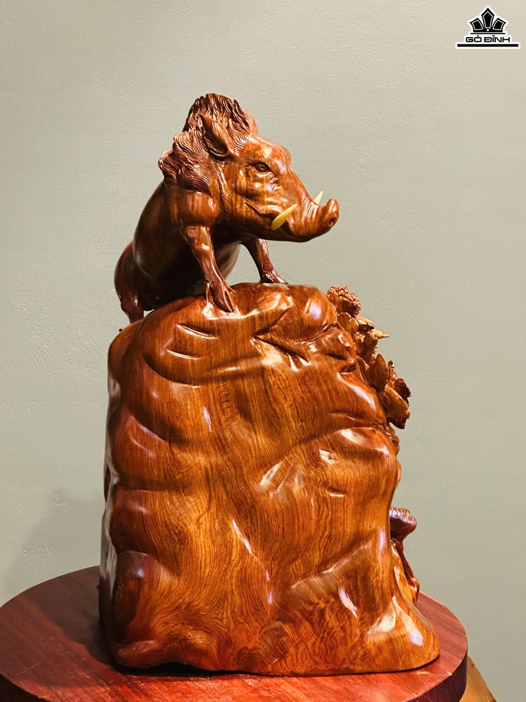 tuong-heo-rung-go-chun-sun-huong-cao-66-ngang-52-sau-36-cm-467633