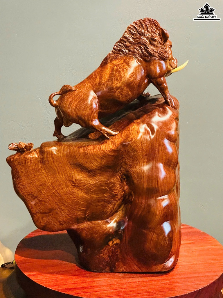 tuong-heo-rung-go-chun-sun-huong-cao-66-ngang-52-sau-36-cm-467634