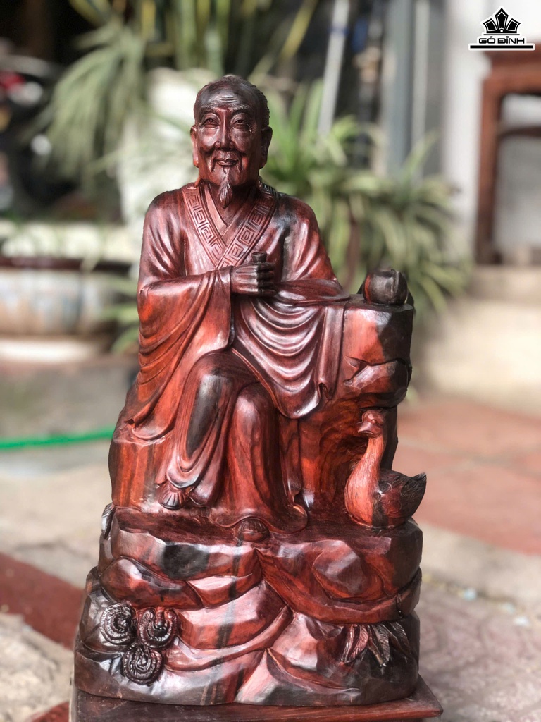 tuong-than-tra-go-trac-cao-39-ngang-22-sau-17-cm-467774