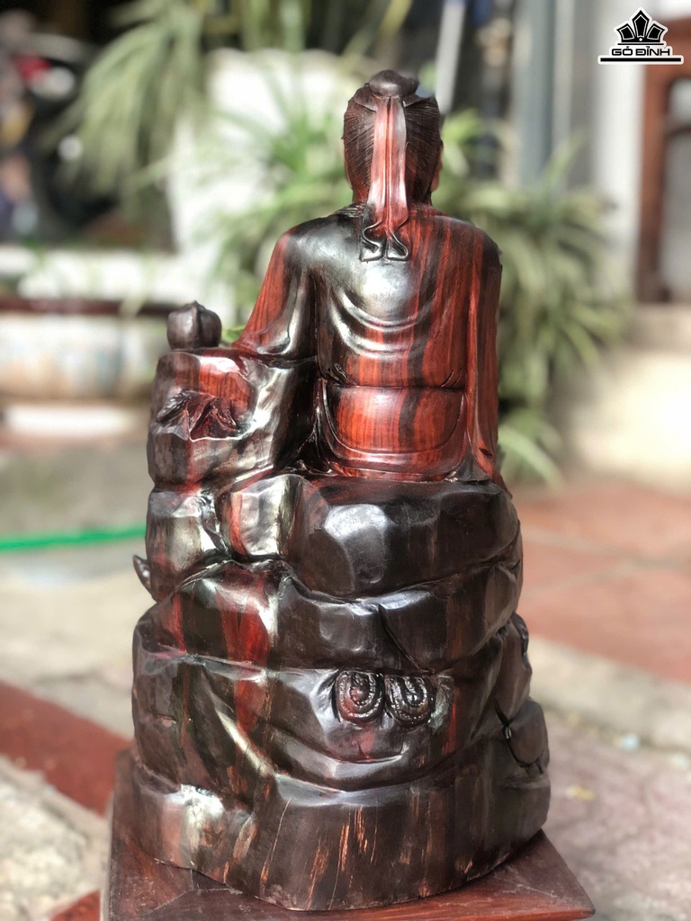 tuong-than-tra-go-trac-cao-39-ngang-22-sau-17-cm-467777
