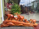 tuong-gia-dinh-voi-go-cam-cao-29-ngang-70-sau-20-cm-468013