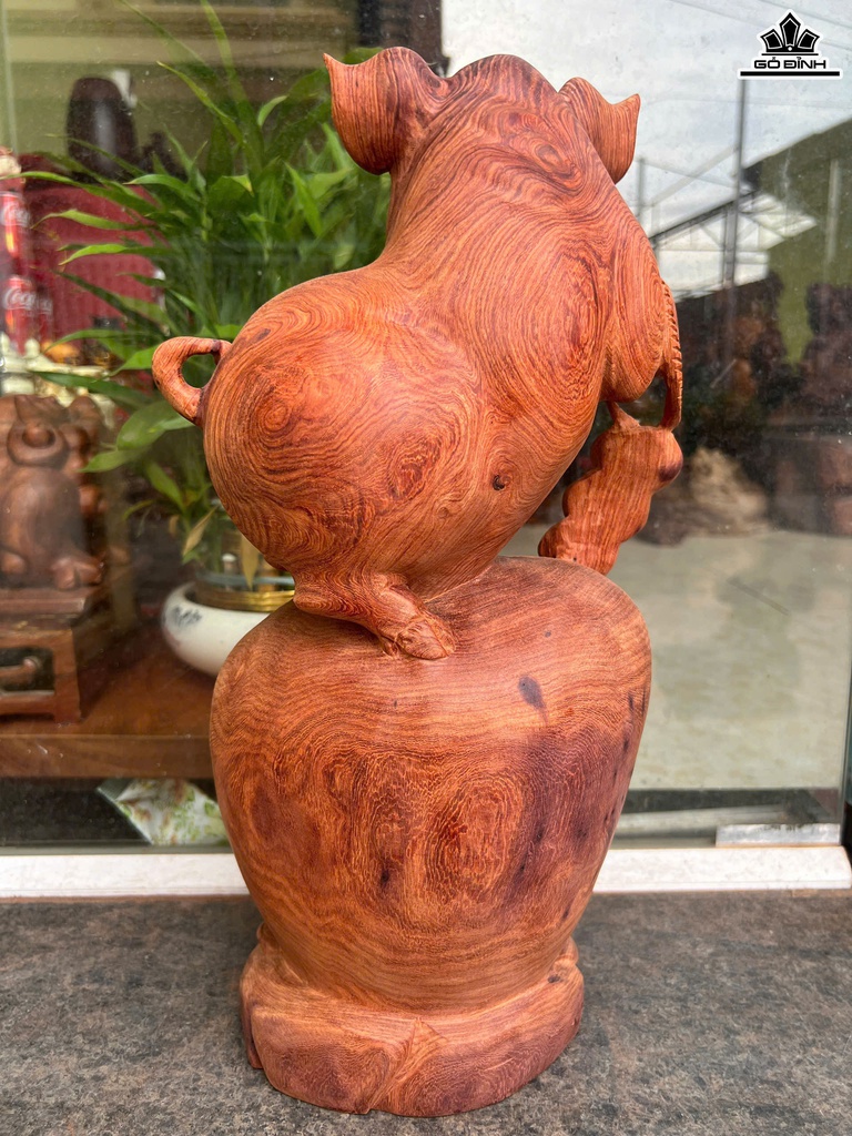 tuong-heo-dung-bao-tien-go-cam-cao-42-ngang-20-sau-16-cm-468018