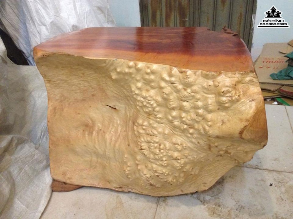 Đôn Gỗ ,Đôn Gốc Cây Nguyên Khối Gỗ Nu Xá Xị (Gù Hương) Cao 40 Ngang 58 Sâu 38 Mặt 52-34 (cm)